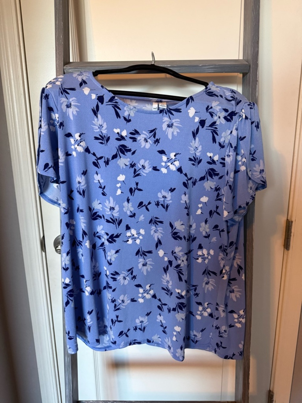 Elle Blouse in Light Blue with Pastel Floral Trim